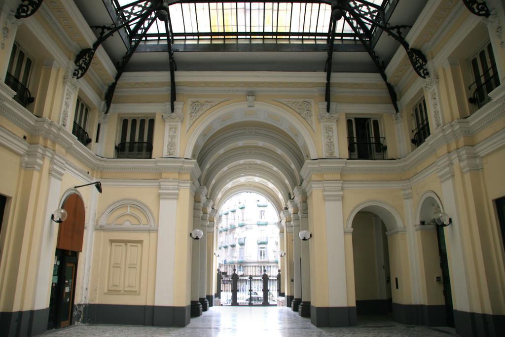 Beb Di Fiore Napoli Eksteriør billede